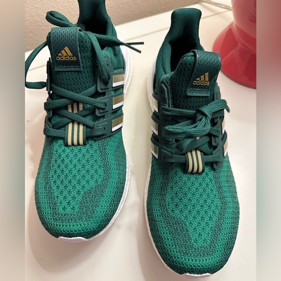 NEW Adidas 562 green and gold running / training shoe Men’s 8 - Picture 4 of 11